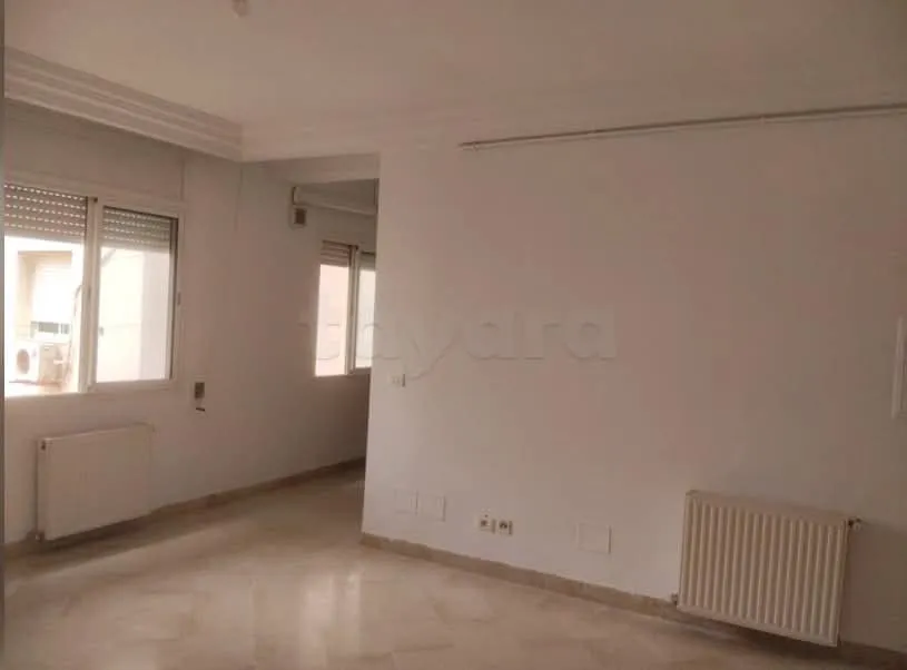 Location DUPLEX S1 vide Ă Ennasr 2