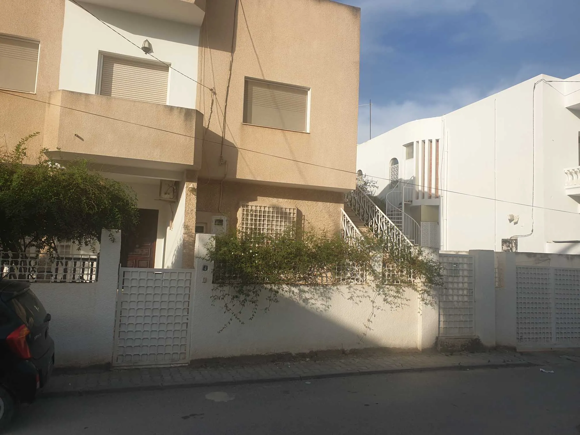 A vendre rez-de-chaussée d'une villa a cité ghazela ariana Tunisie