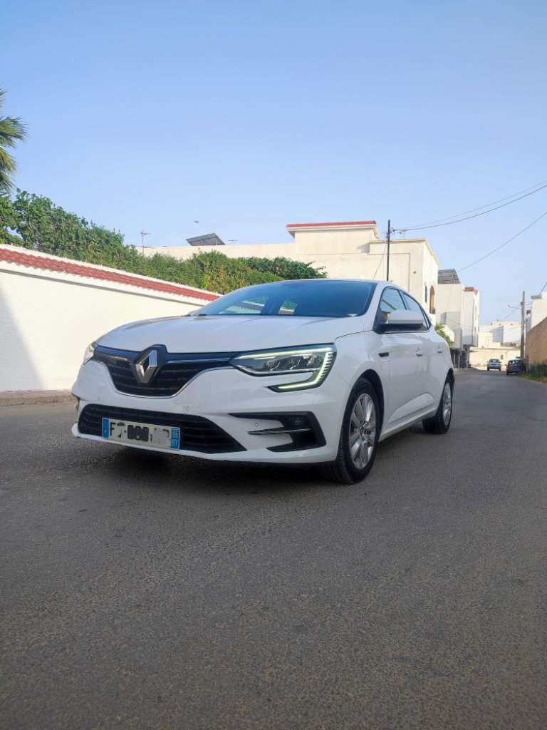 RENAULT MÉGANE 4