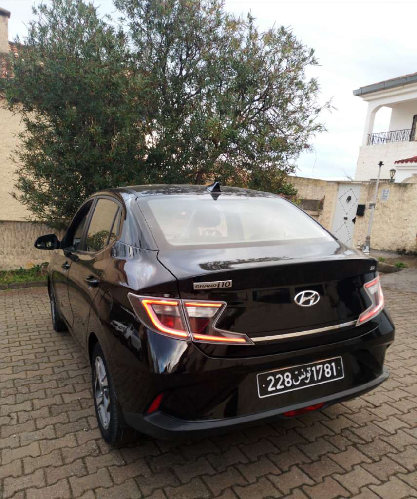 HYUNDAI GRAND I10 