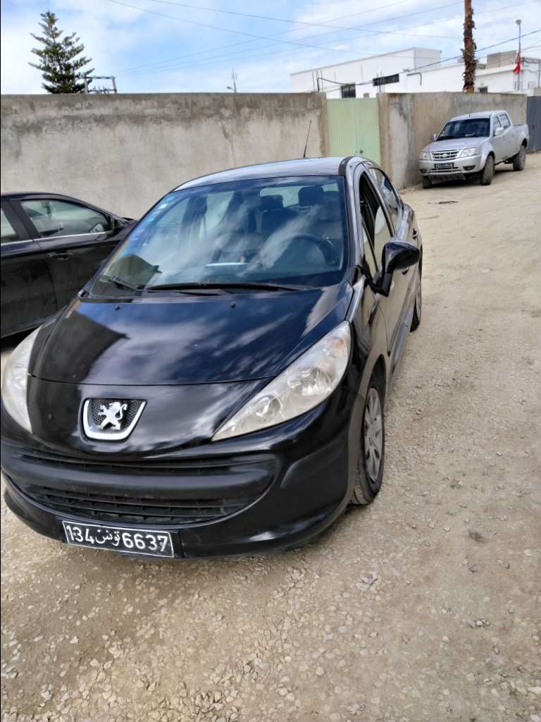 207 en très bonne etat