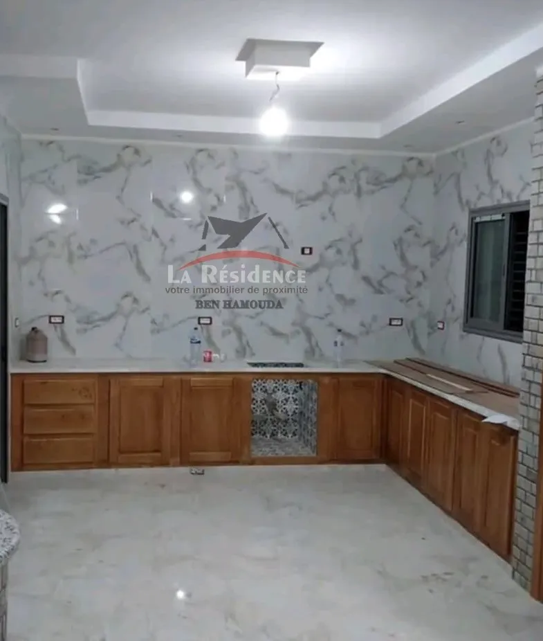  Maison indépendante à vendre ain meriem Bizerte
