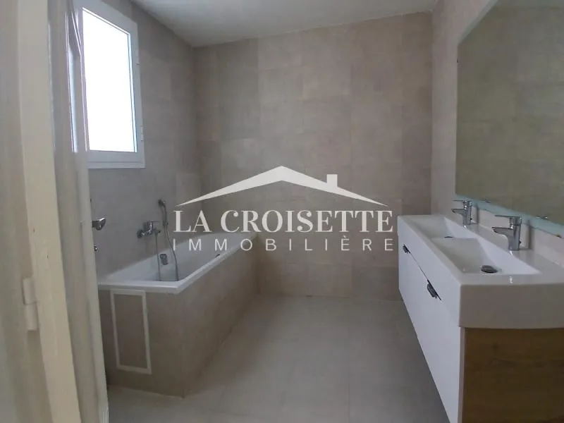 Villa S+5 avec jardin au Lac1 MVL0139