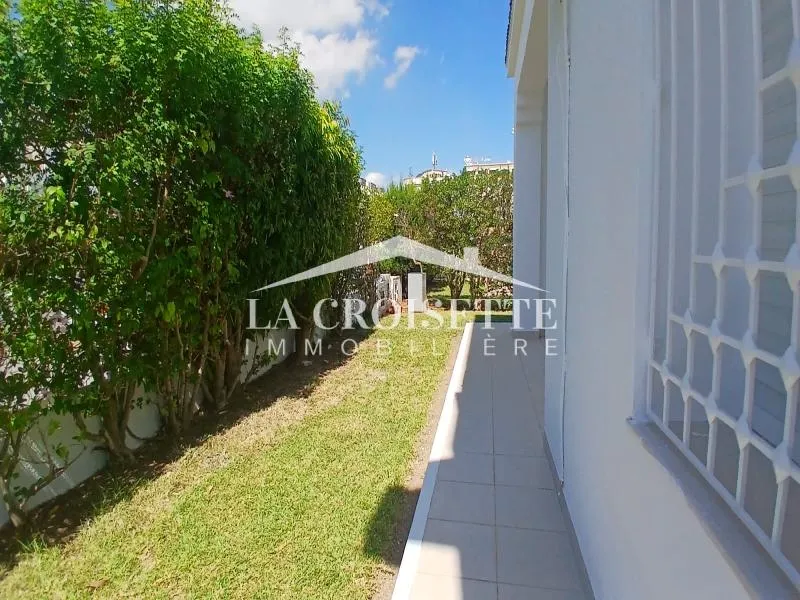 Villa S+5 avec jardin au Lac1 MVL0139
