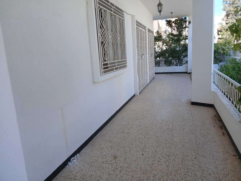 A louer villa pour société S+7 situé  Sousse 3 cadero