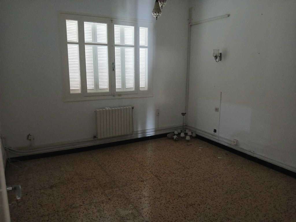 A louer villa pour société S+7 situé  Sousse 3 cadero