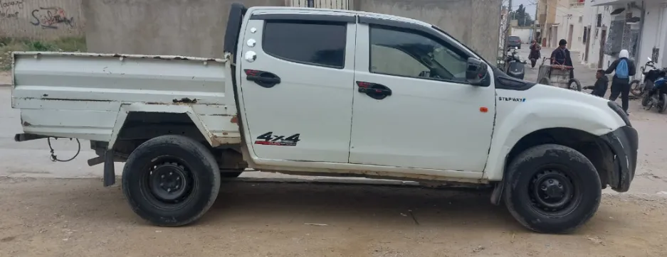 Isuzu Dmax
