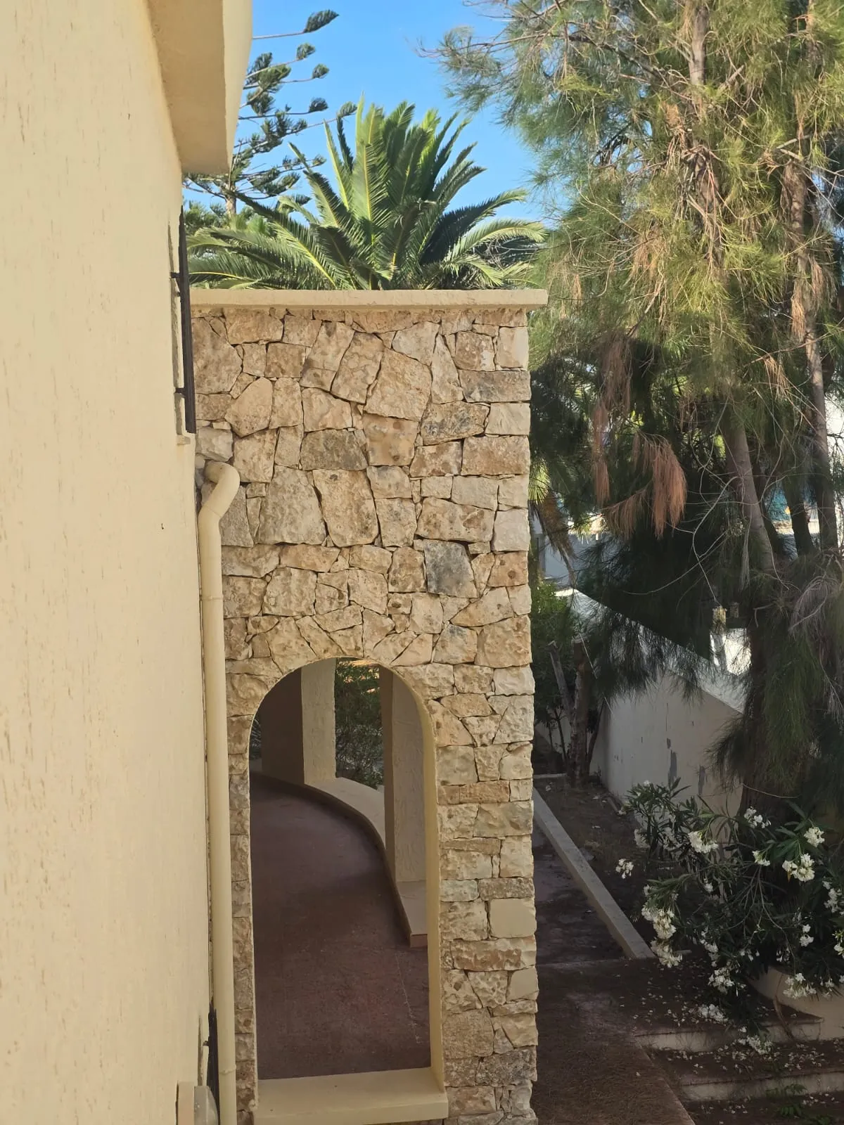 A VENDRE VILLA DIRECT PIEDS DANS L’EAU À CHATT MERIEM