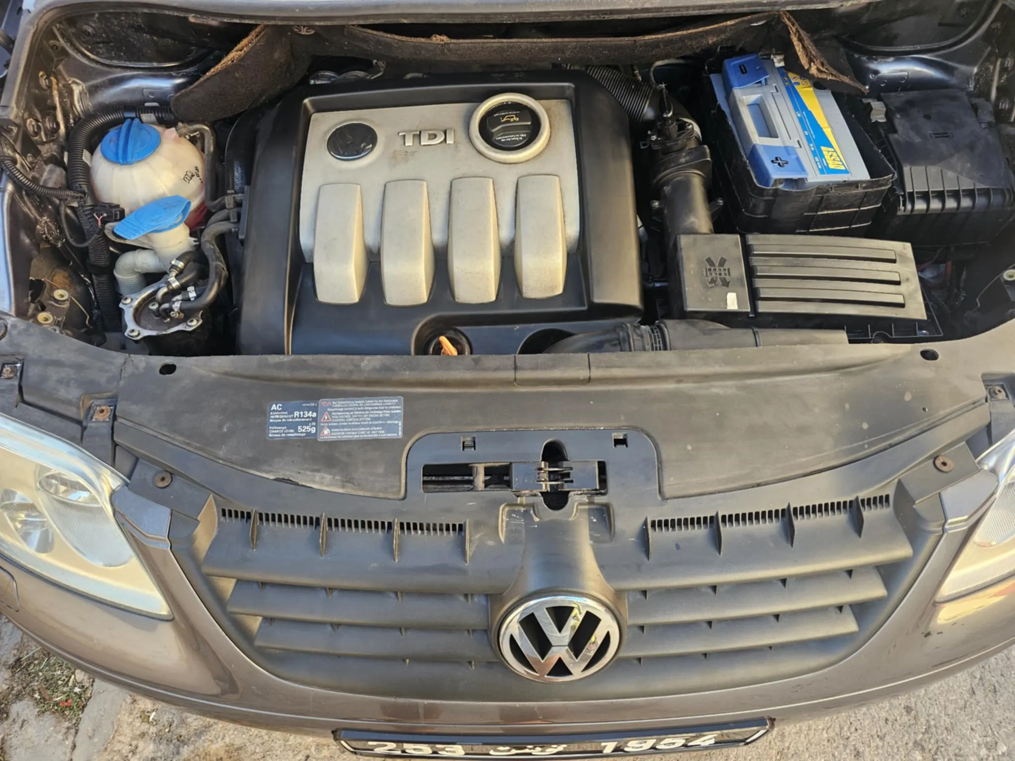 VOLKSWAGEN TOURAN