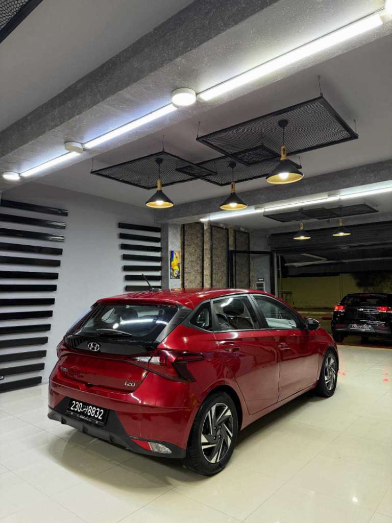 Hyundai i20 