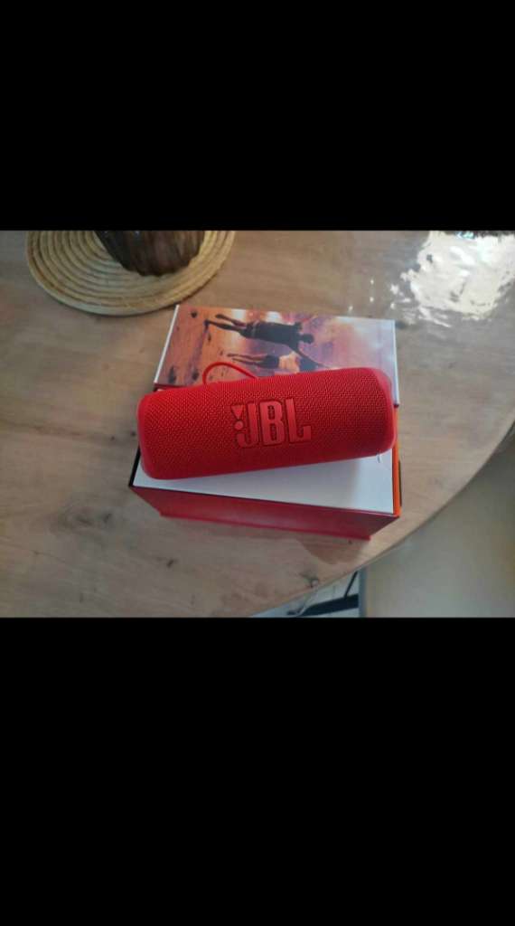Jbl flip 6 rouge neuf