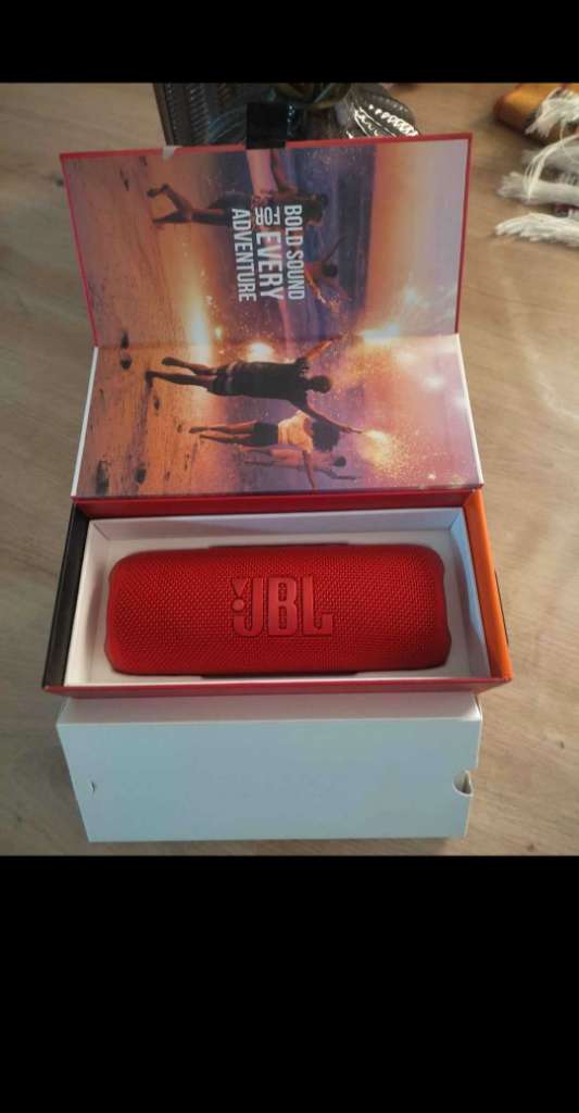 Jbl flip 6 rouge neuf