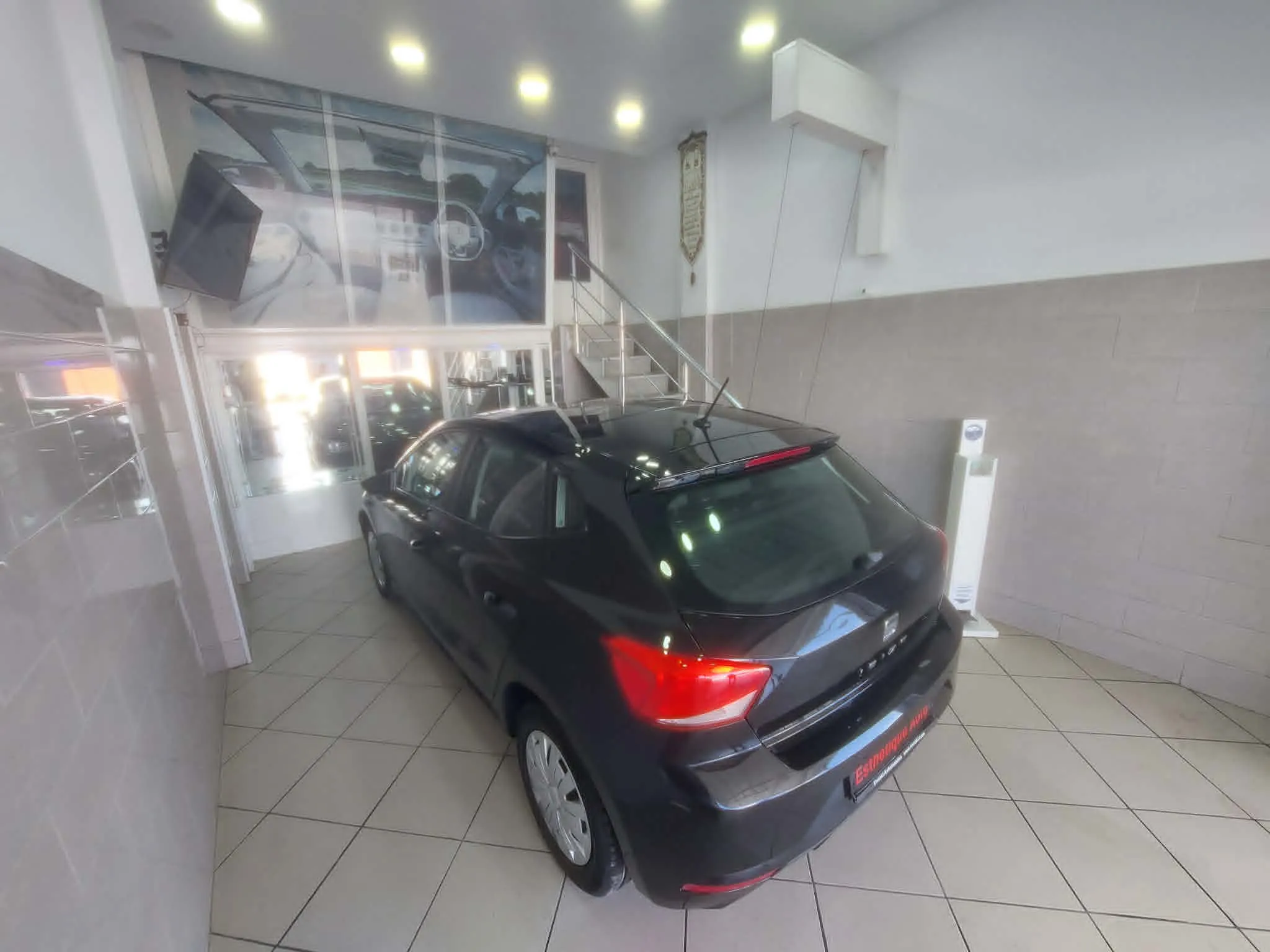 Seat Ibiza -2021 - Tel 98479647