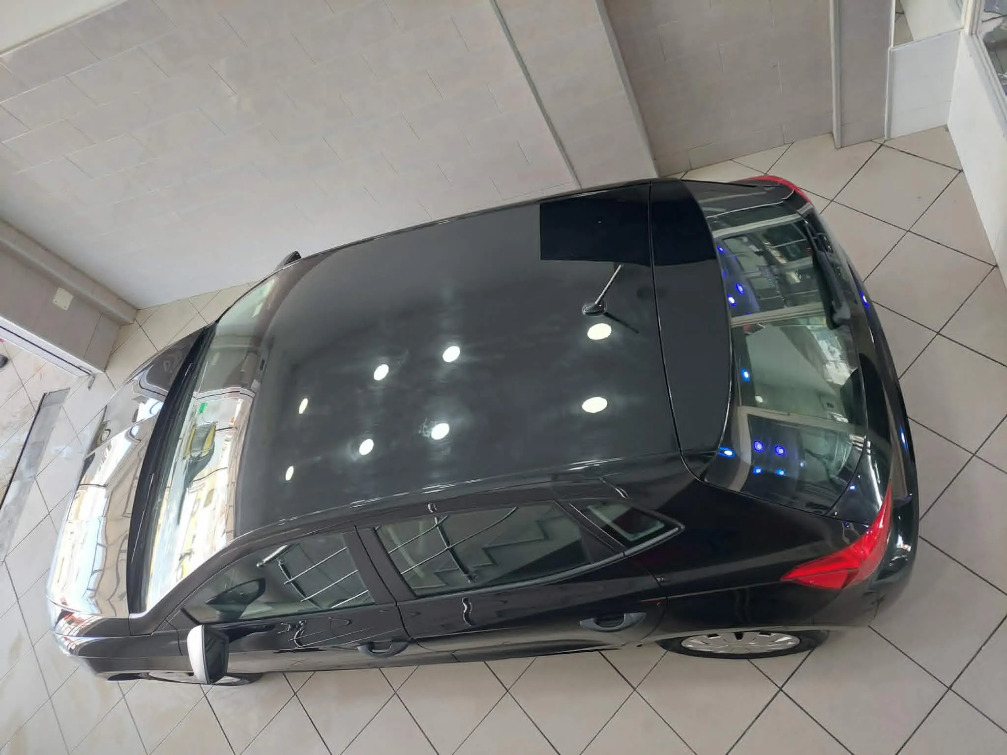Seat Ibiza -2021 - Tel 98479647