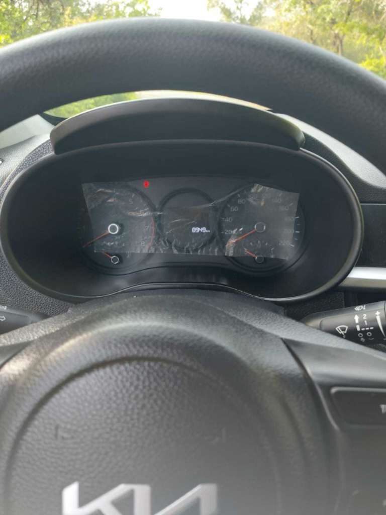 Kia picanto première main ( 8500 km)