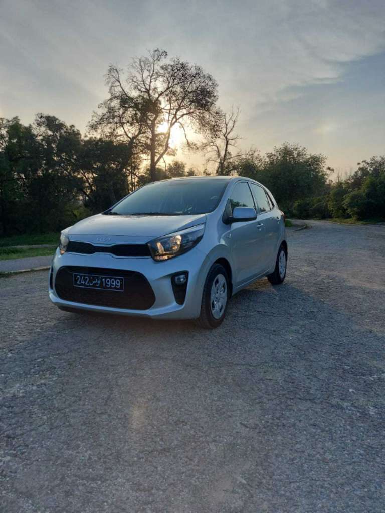 Kia picanto première main ( 8500 km)