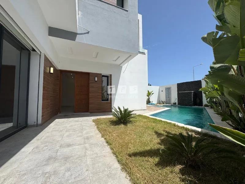 Villa LA ROSE (Réf: V2927)