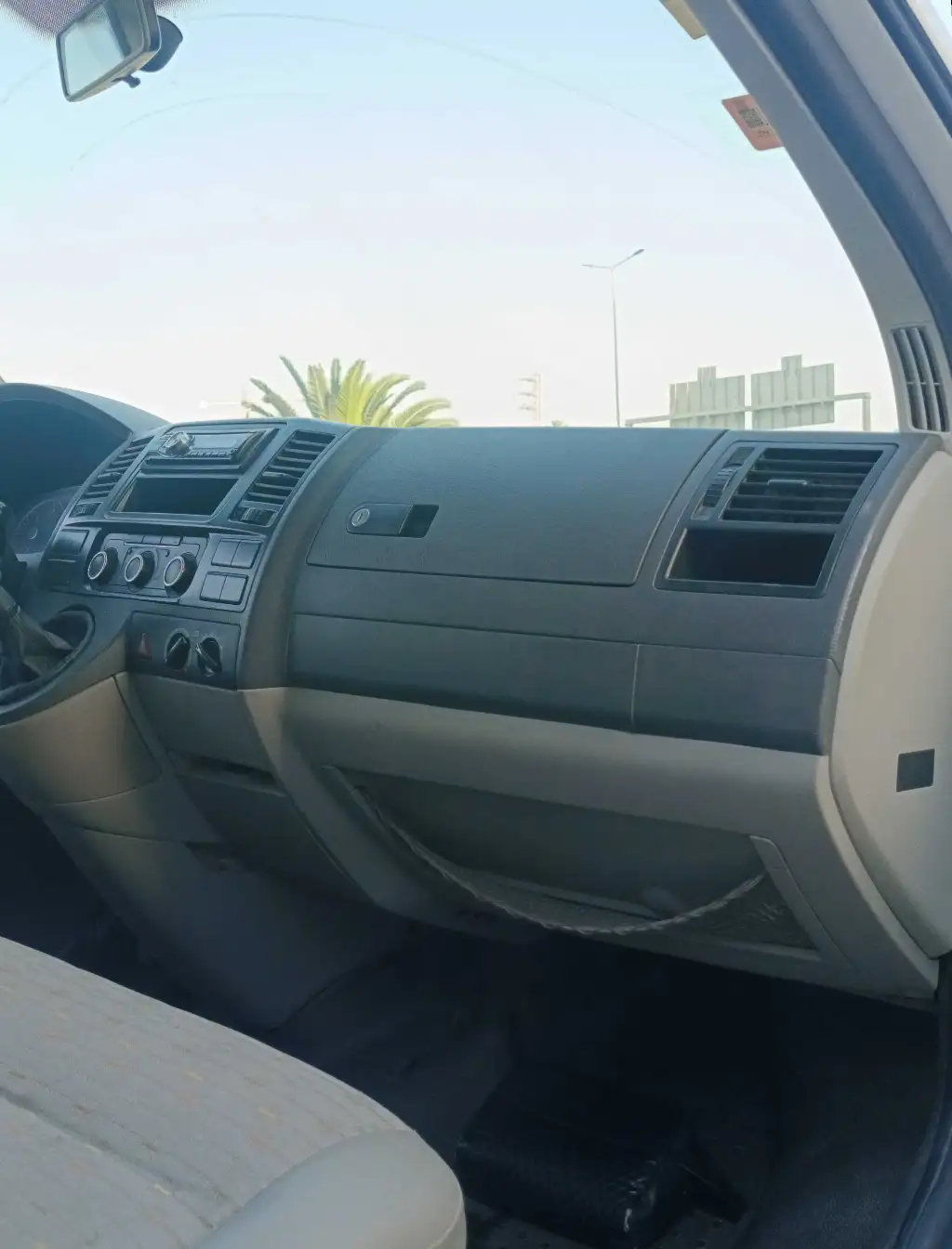 volkswagen transporter T5 ✅ 9 places