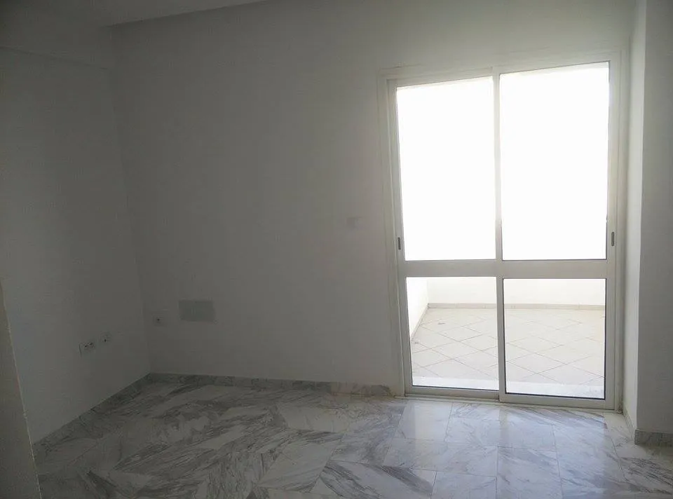 A Louer un Bureau A+1 Tout Neuf au centre ville de Sousse