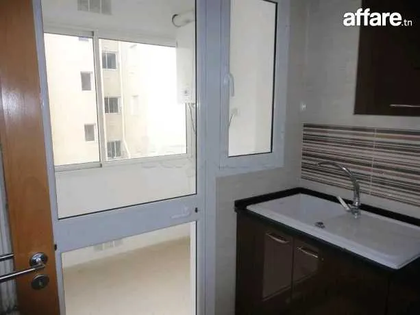 un appartement HAUT STANDING S+1 situé à ENNASR 2