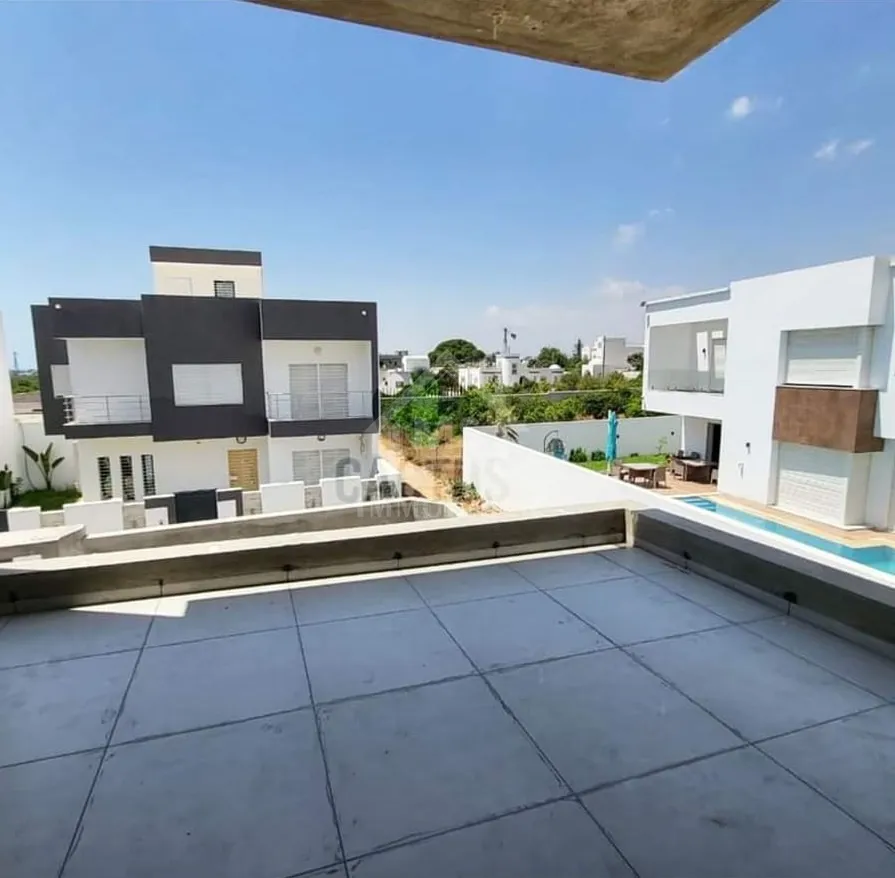 Duplex S+3 avec piscine encours de finition à vendre51355351