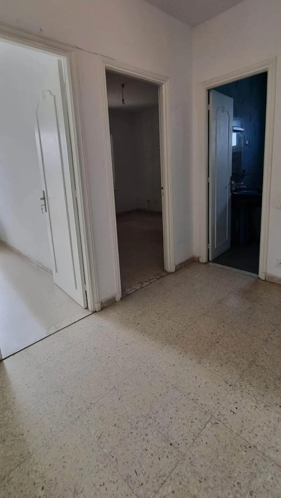 Location S2 vide à Mutuelle Ville