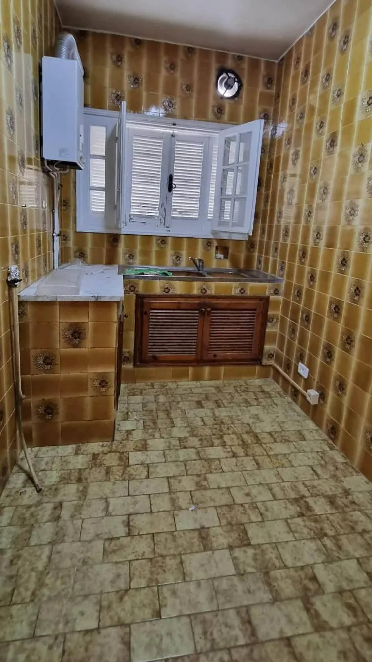 Location S2 vide à Mutuelle Ville