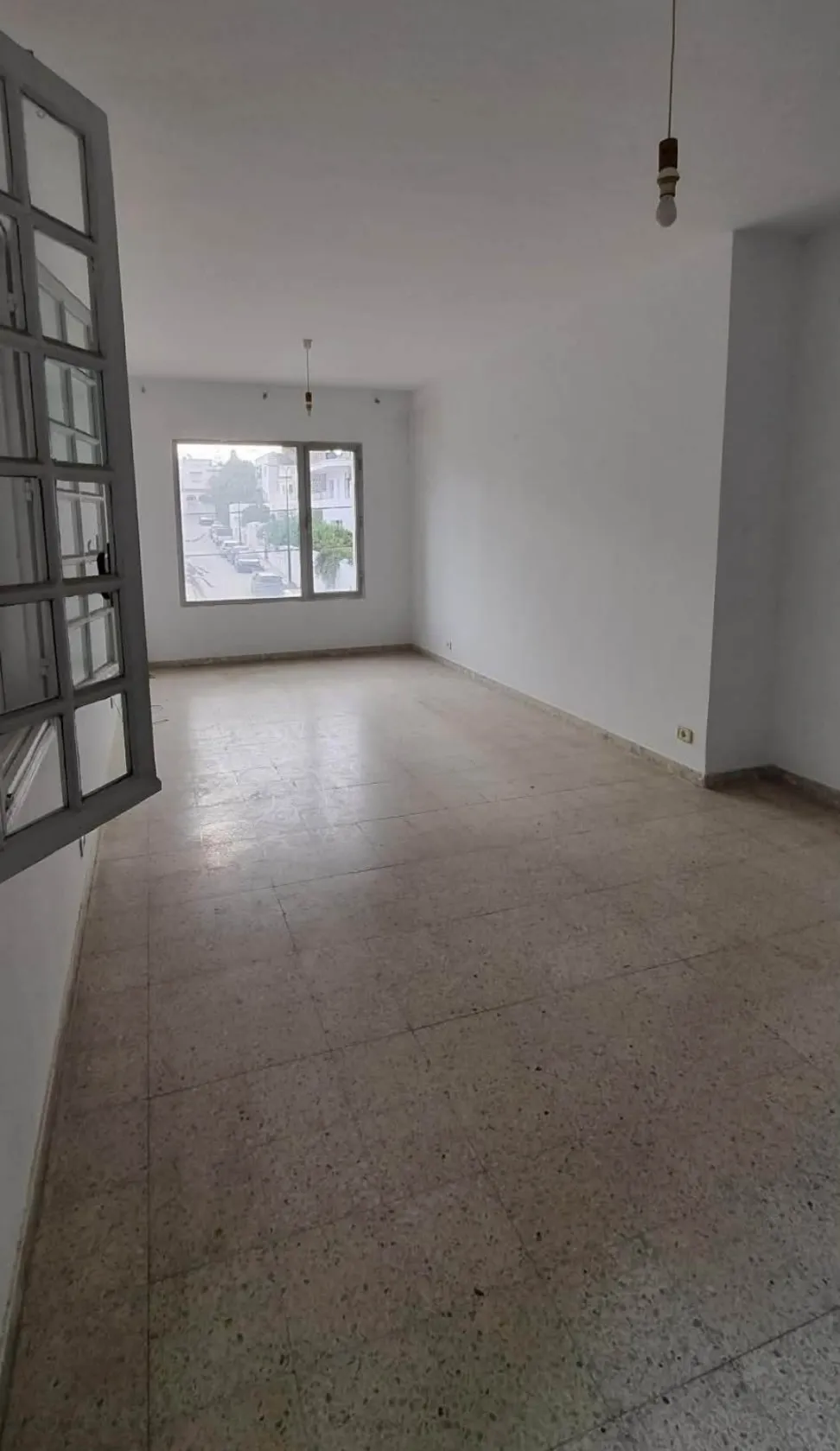 Location S2 vide à Mutuelle Ville