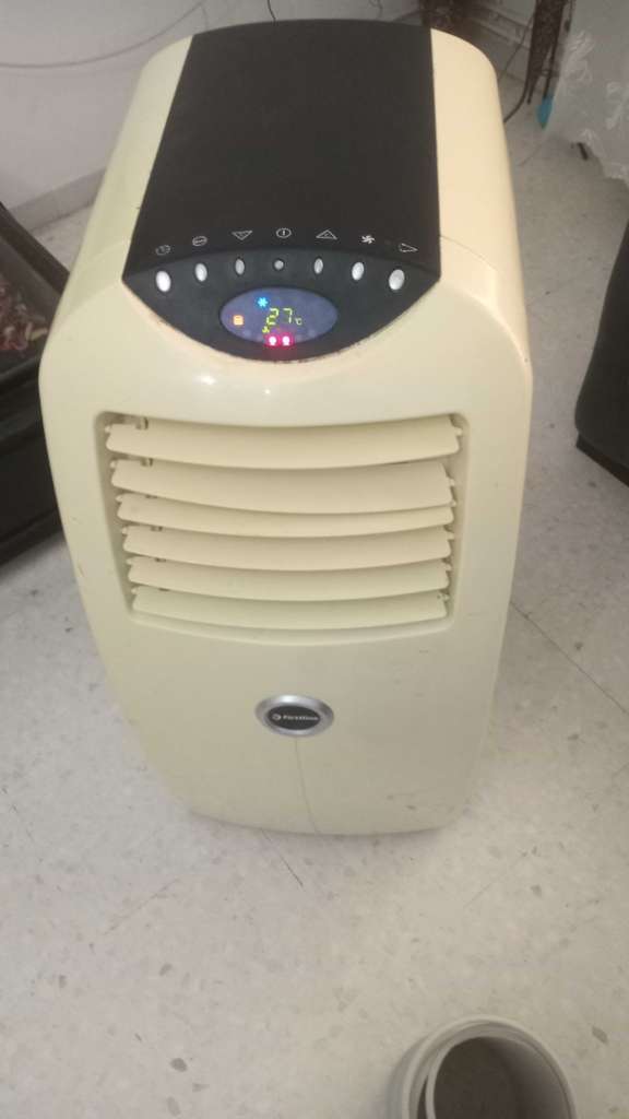 Climatiseur mobile importé 12000btu à vendre 