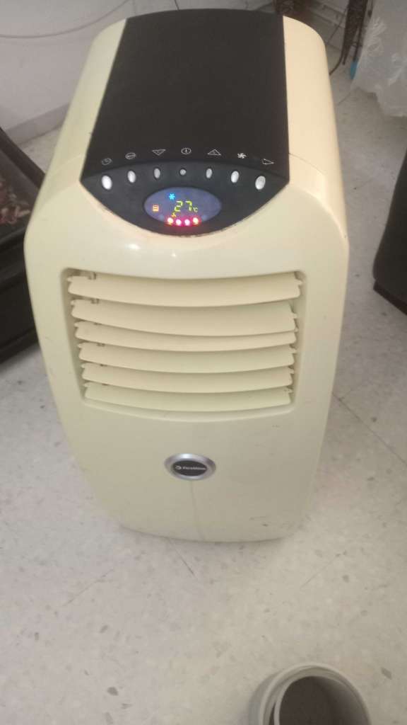 Climatiseur mobile importé 12000btu à vendre 