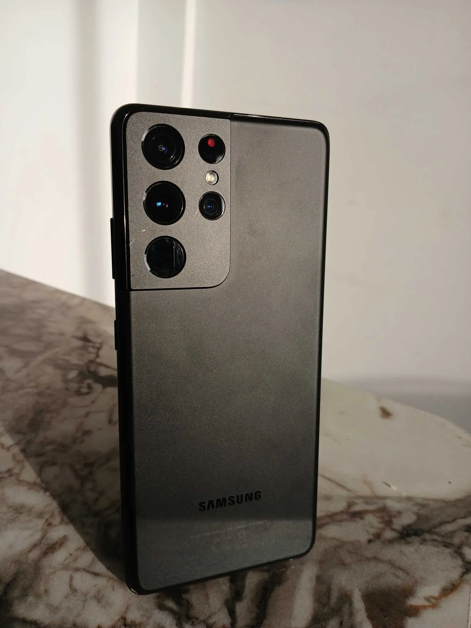 Samsung Galaxy S21 Ultra 5G – 128 Go / 12 Go RAM – Bon Occasion