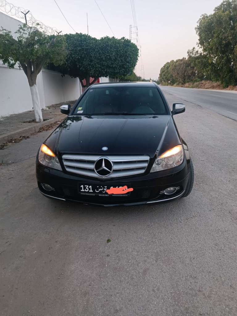 Mercedes W204 C220 Cdi (OM646) boite auto en très bon état (Avantgarde) très peu roulé
Pas de Msg!!!