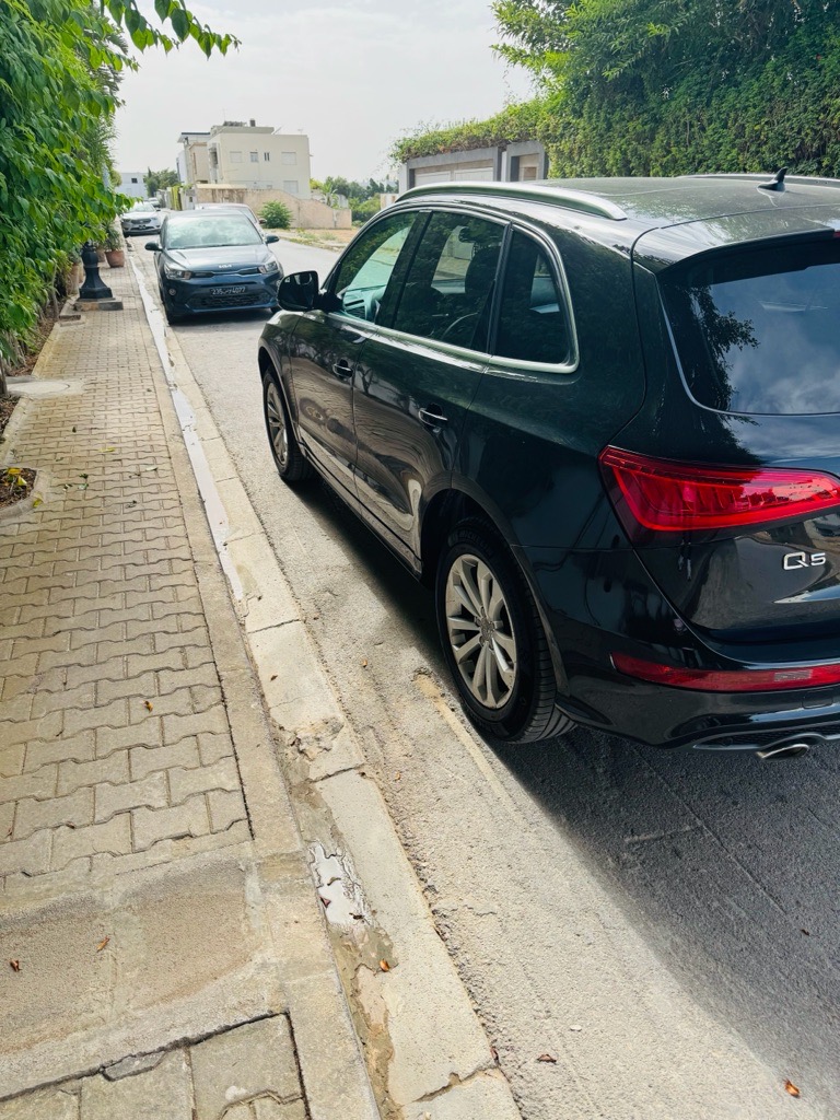 A Vendre Audi Q 5 s line 3 litres v6 tdi Quattro modèle 2015 