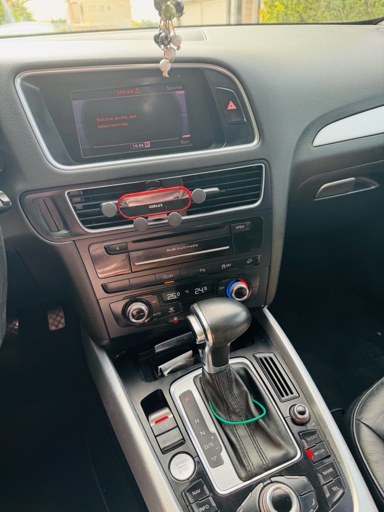 A Vendre Audi Q 5 s line 3 litres v6 tdi Quattro modèle 2015 