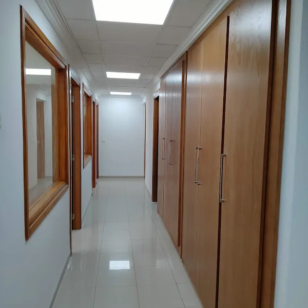 Coquette bureau 126 m² haut standing au lac 1