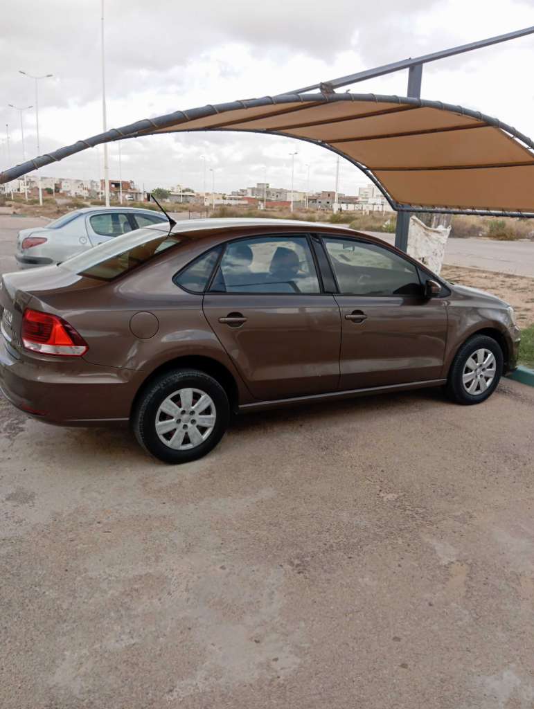 Polo sedan 