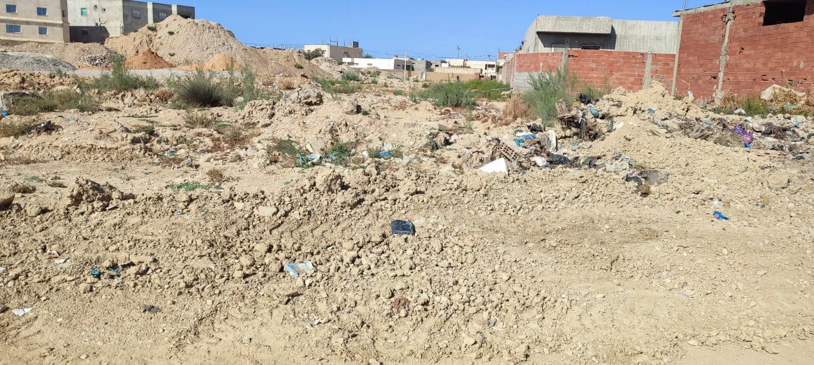 أرض للبيع في رواد 