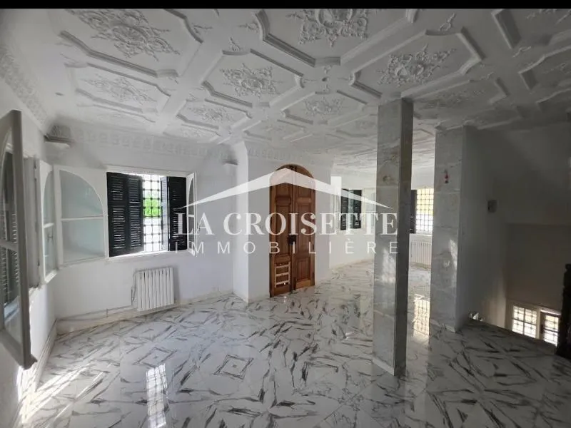 Villa S+4 avec jardin à La Marsa MVL0124