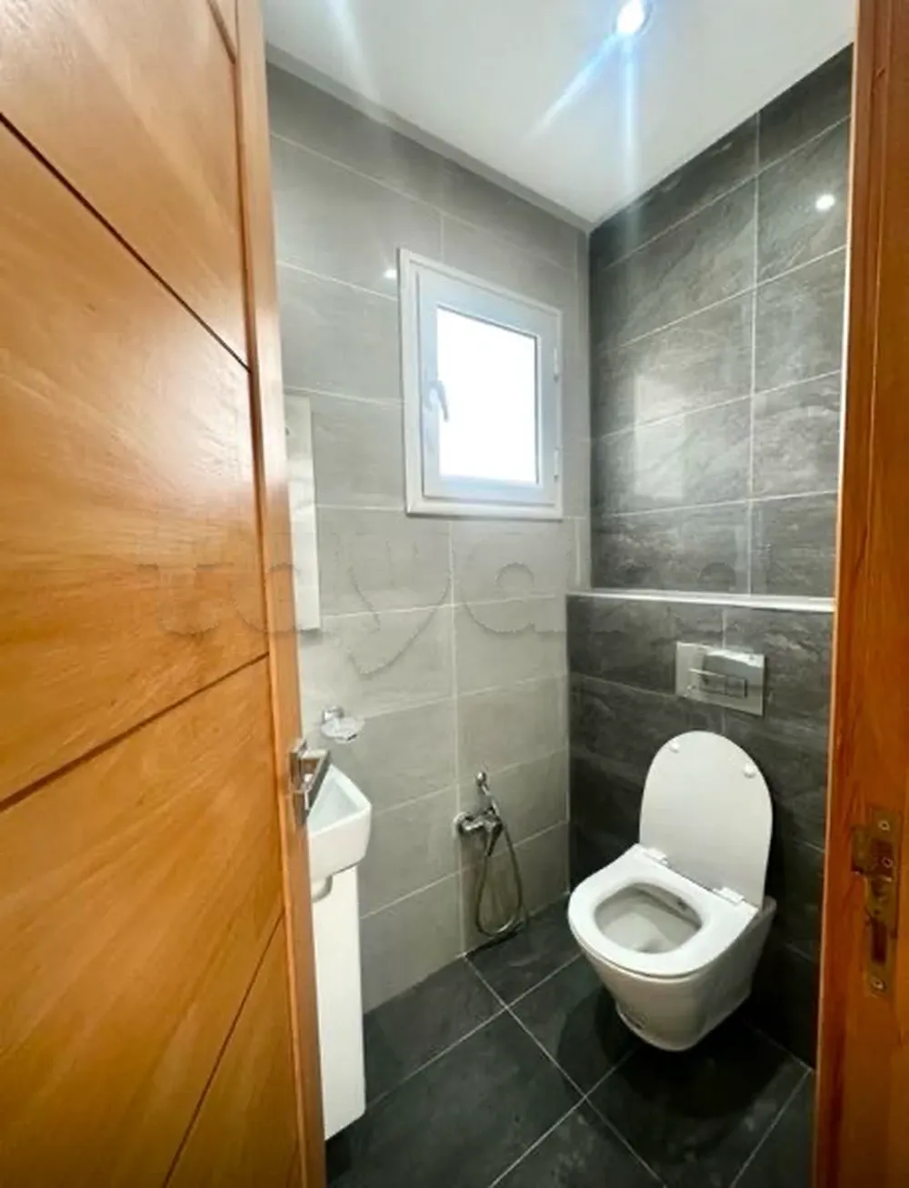 A Louer Appartement S+3 Jamais Habité à Menzah 9C