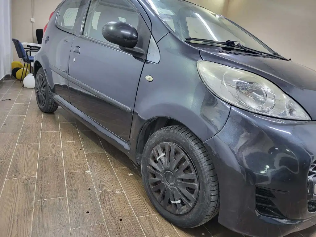 A vendre Peugeot 107