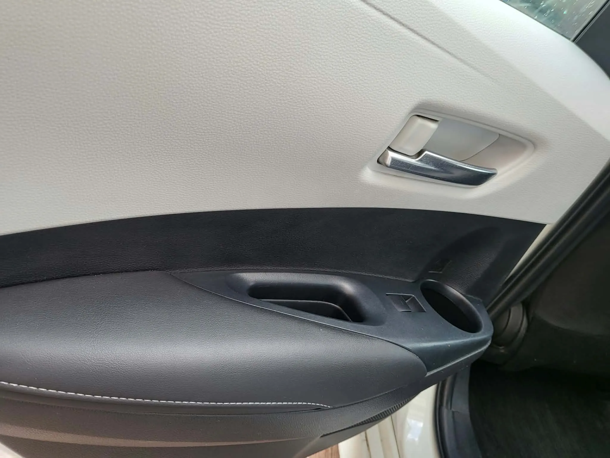 TOYOTA COROLLA - photo 5