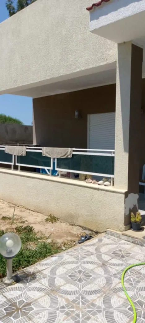 فيرمة للبيع حريزة طريق العالية بنزرت