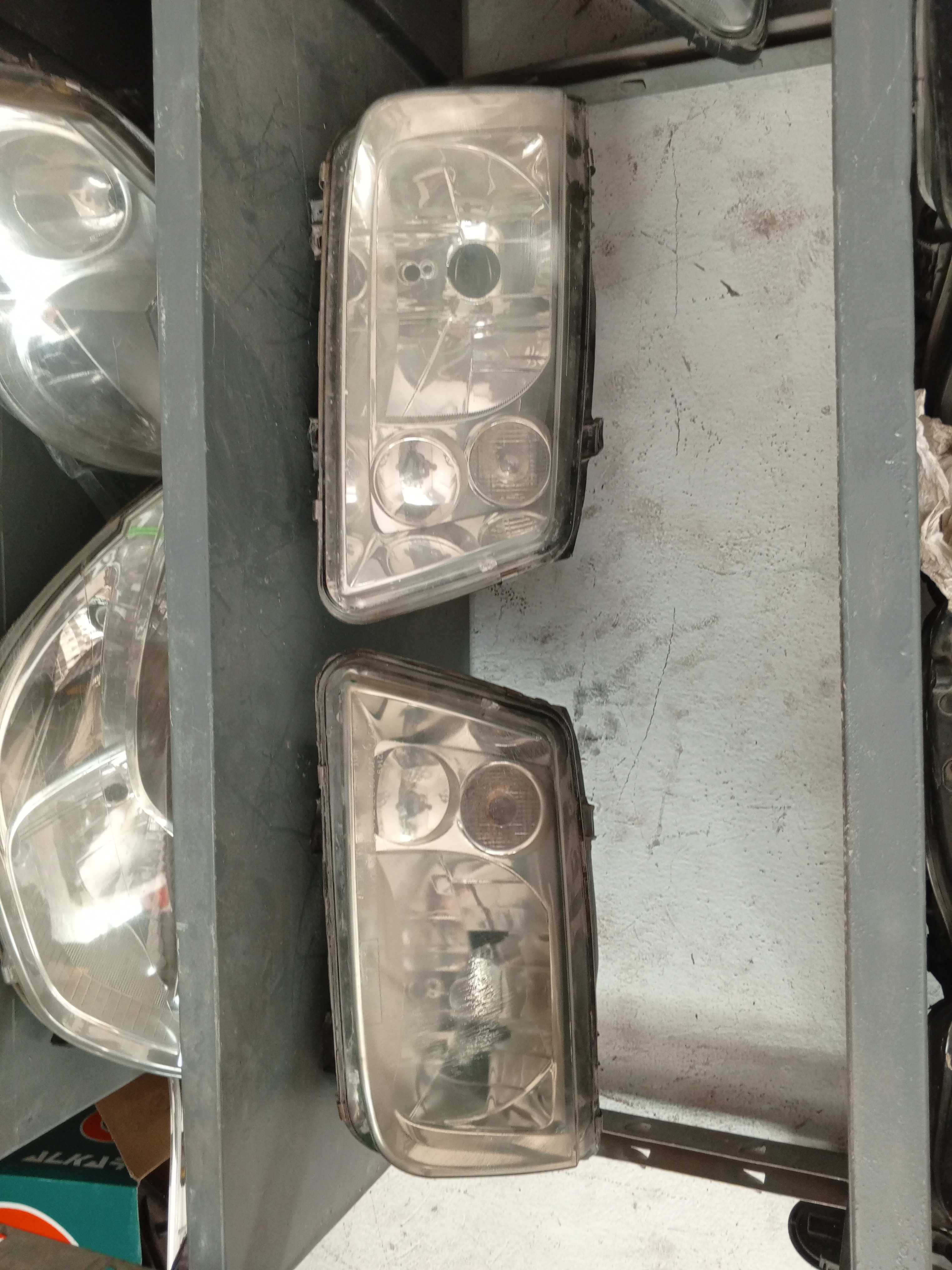 2 phare Passat Bora 