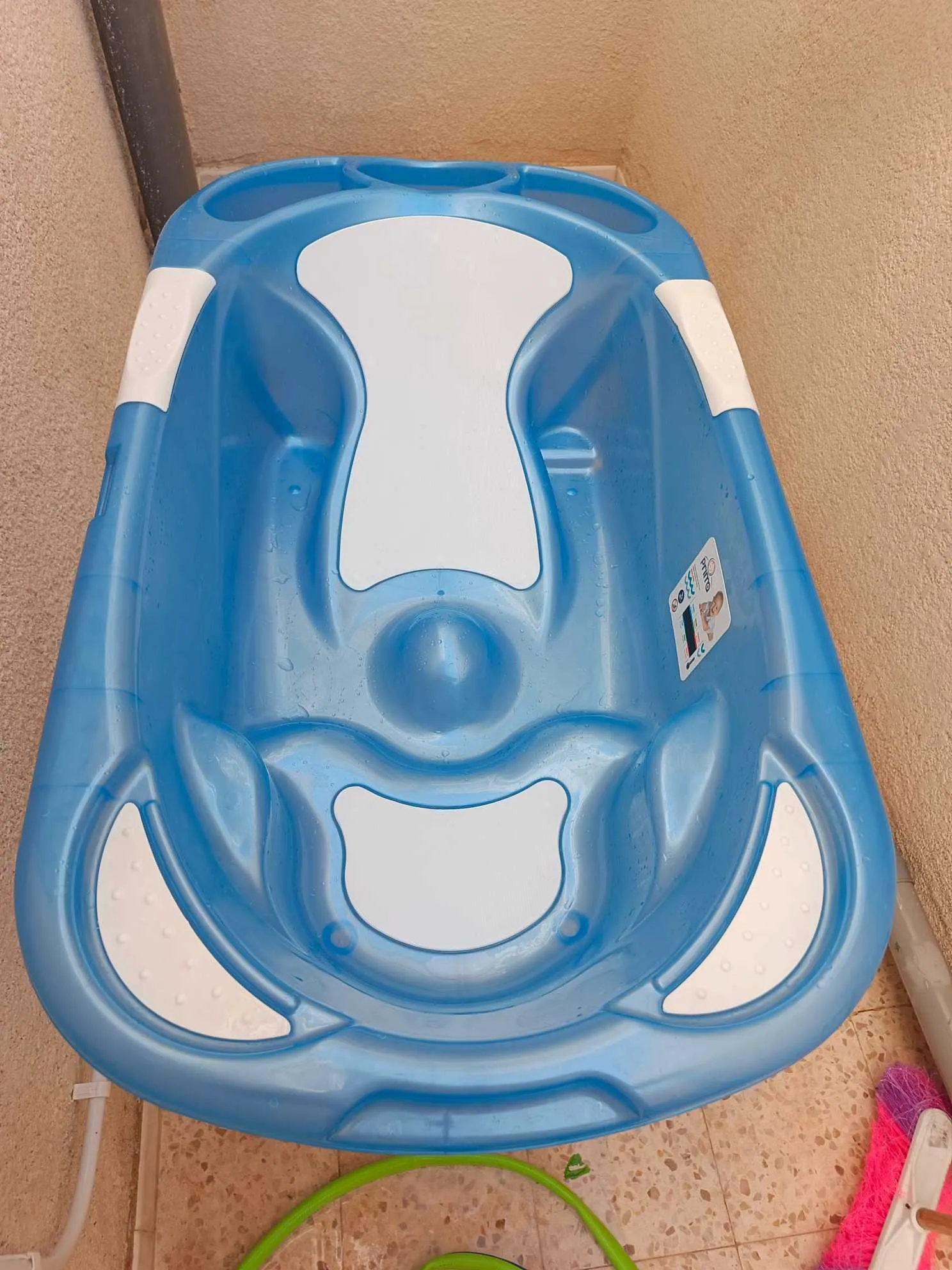 Baignoire neuf avec support alliminium