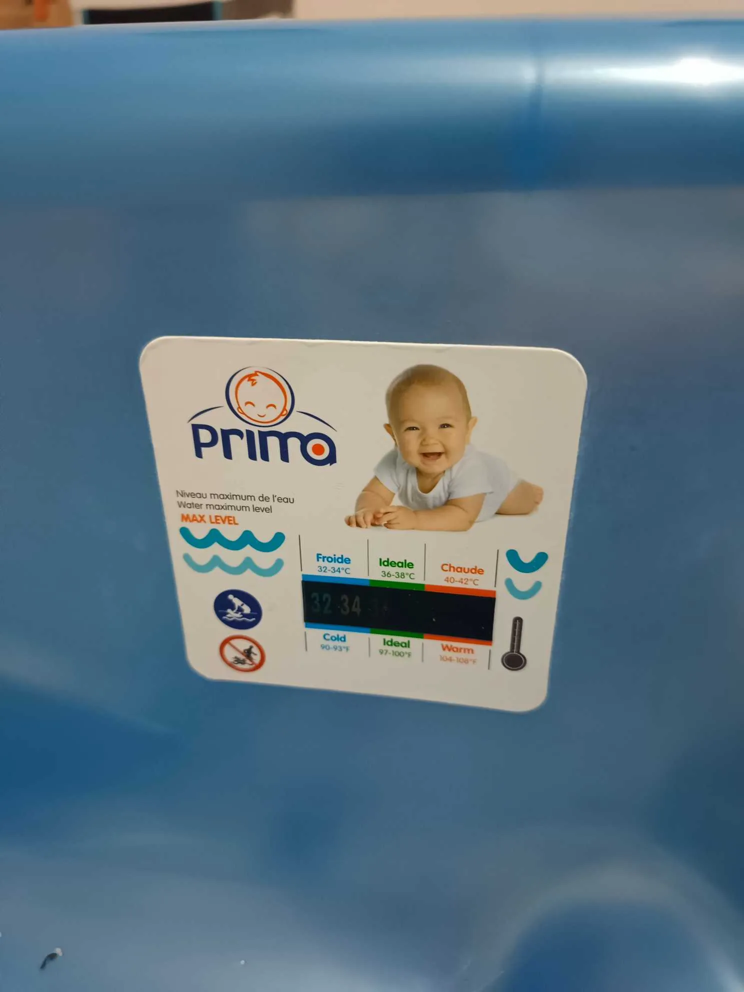 Baignoire neuf avec support alliminium