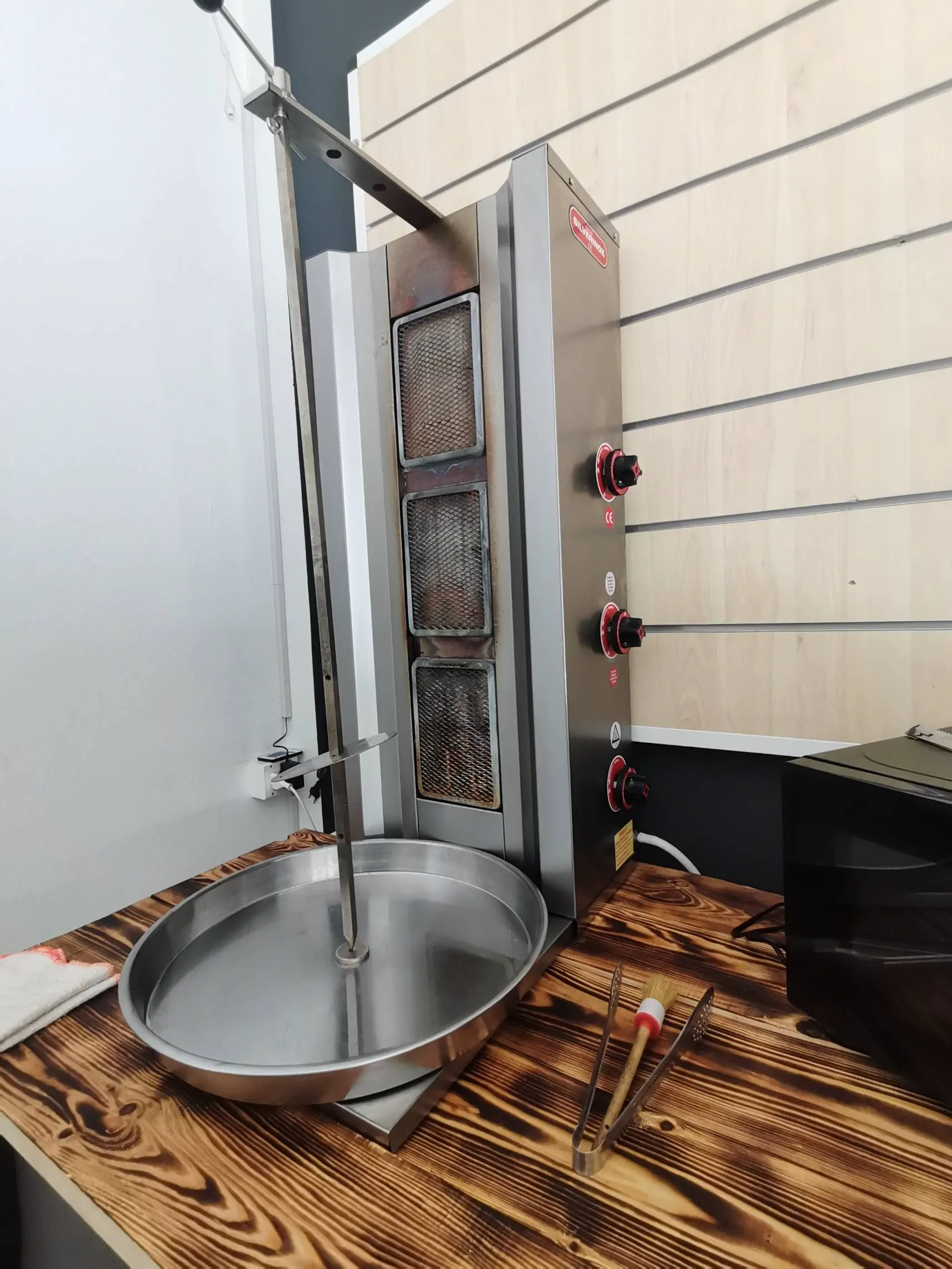 VENTE LOT UNIQUEMENT - CRÊPIÈRE & CHAWARMA