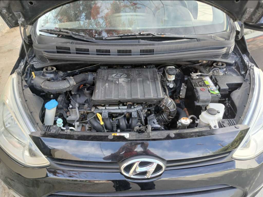 HYUNDAI GRANDE i10 ESSENCE Tel 24 313 594