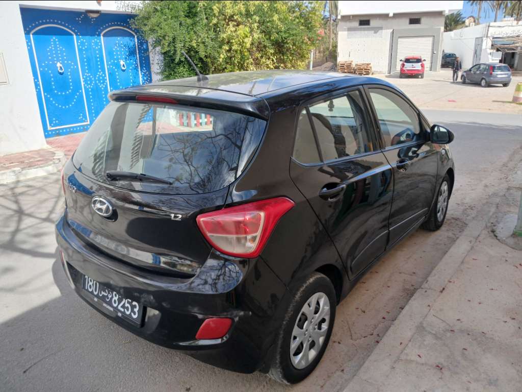 HYUNDAI GRANDE i10 ESSENCE Tel 24 313 594