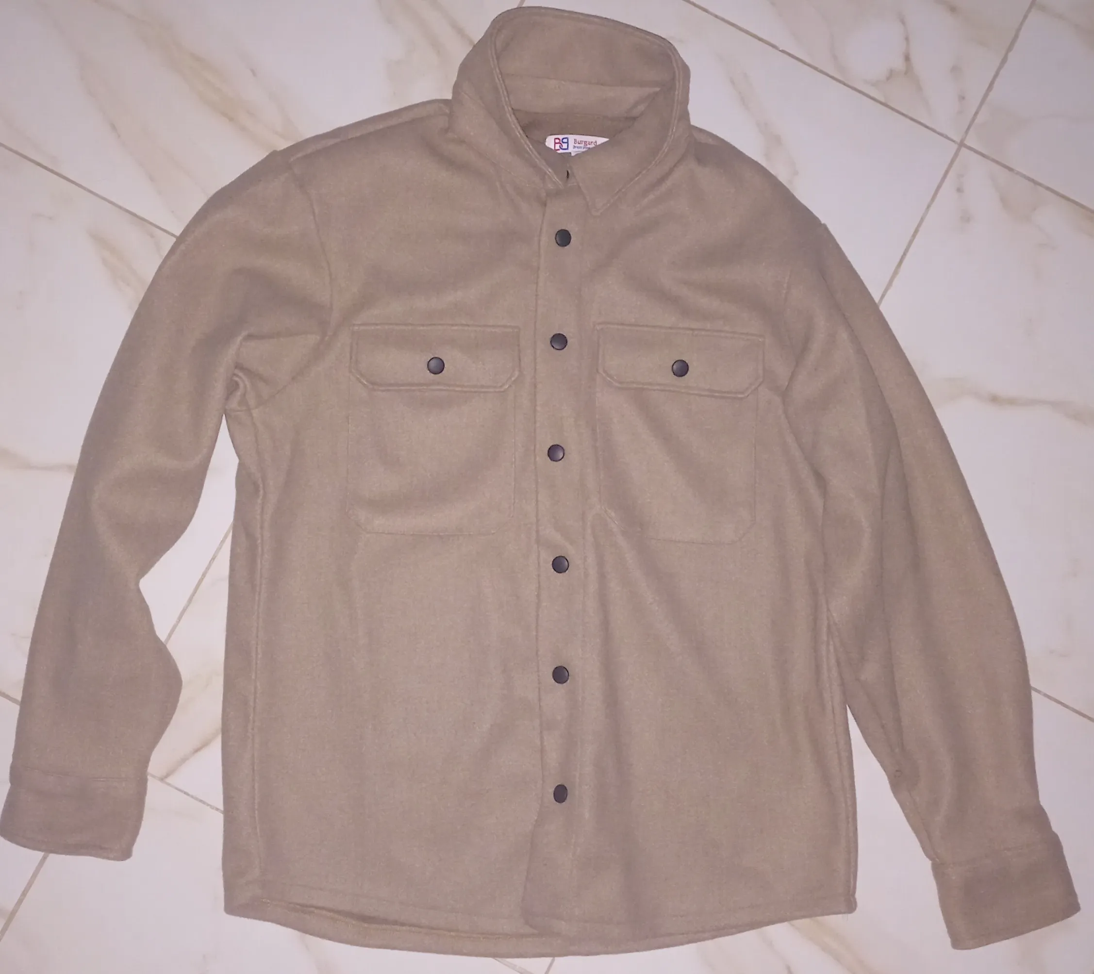 Vente vêtements neufs import France – Chemise, Veste, Ensembles Homewear & Chaussons