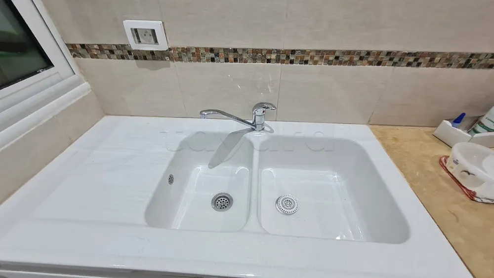 étage de villa s+2 RDC situé à manar 1